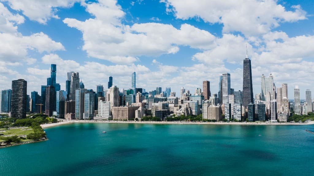 Chicago skyline and Lake Michigan waterfront—setting for private sailing charters